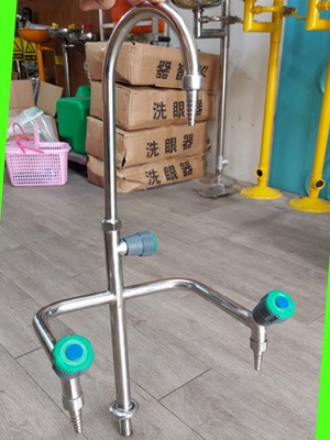 Vòi rửa phòng thí nghiệm 3 nhánh