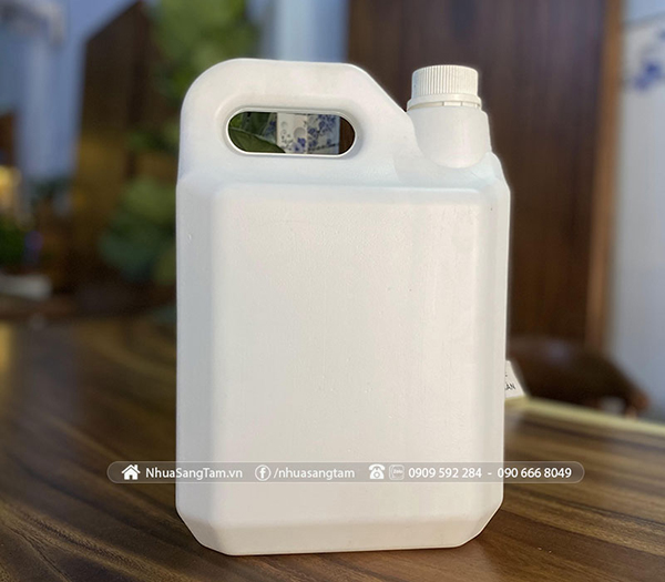 Can nhựa HDPE - Chai PET Sáng Tâm - Công Ty TNHH Sản Xuất Bao Bì Nhựa Sáng Tâm