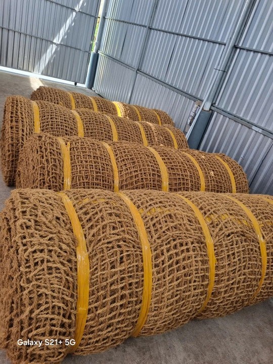 Lưới xơ dừa định lượng 700 GSM - Xơ Dừa Sao Nam Sài Gòn - Công Ty TNHH Sao Nam Sài Gòn