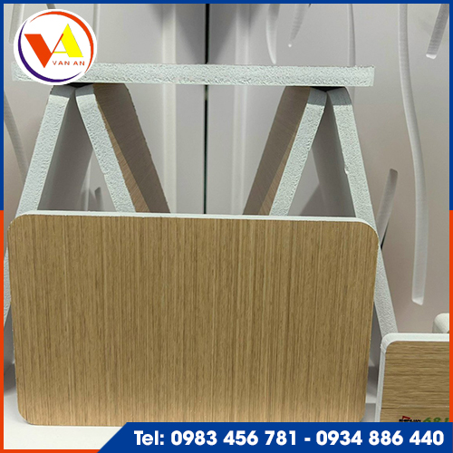 Tấm nhựa PVC Foam vân gỗ