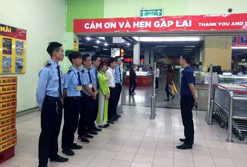 Dịch vụ bảo vệ nhà hàng, siêu thị