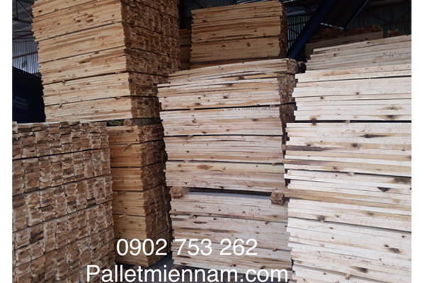 Phôi gỗ đóng pallet gia công - Pallet Miền Nam