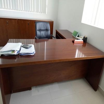 Bàn ghế văn phòng cũ - Công ty TNHH Thanh Lý Hàng Cũ 3 Miền