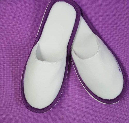Dép khách sạn