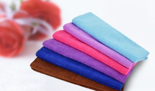 Khăn lau xe Microfiber