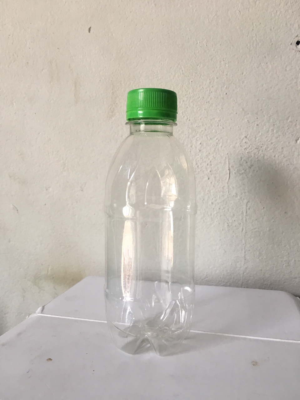 Chai nước suối 330 ml - Nhựa Thiên Phát - Công Ty TNHH Thương Mại Sản Xuất Thiên Phát