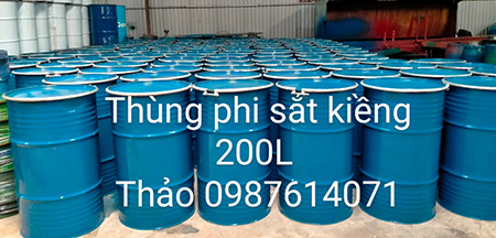 Thùng phuy sắt kiềng