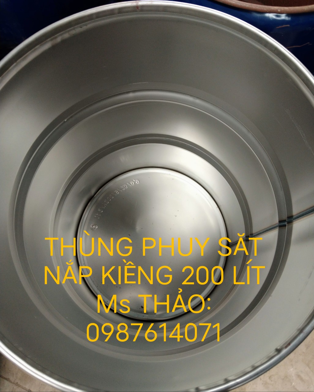 Thùng phuy sắt