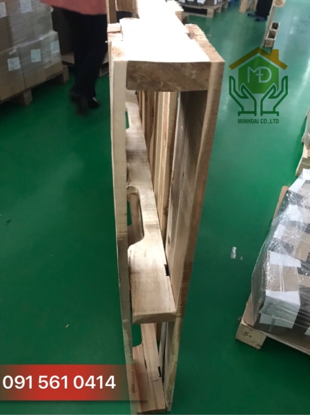 Pallet gỗ
