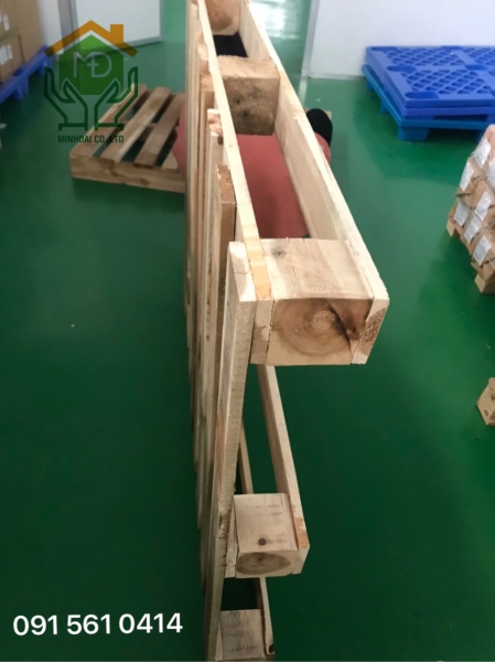 Pallet gỗ
