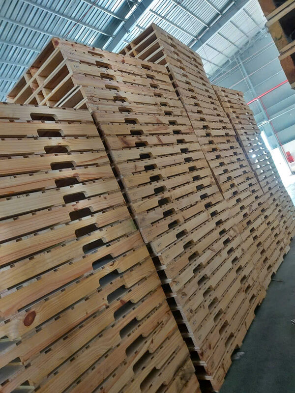 Pallet gỗ 2 hướng nâng - Pallet Ngọc Minh - Công Ty Pallet Ngọc Minh