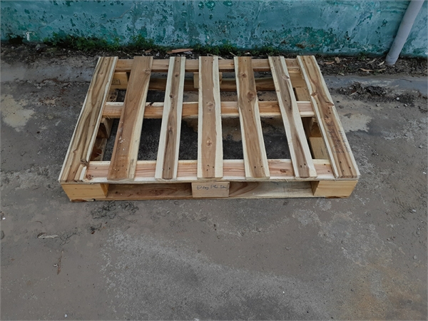 Đóng pallet gỗ