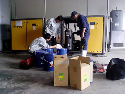 Sửa chữa, bảo trì máy nén khí - Công Ty TNHH Máy Điện và Thiết Bị Công Trình Đồng Tiến