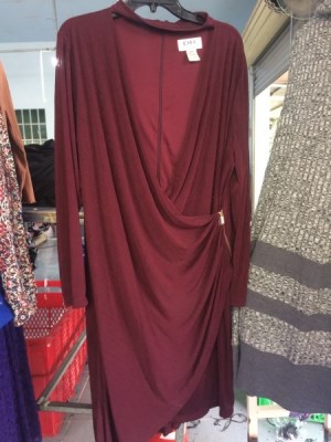 Váy, đầm - May Mặc Thảo Nguyên - Công Ty TNHH Thương Mại Và Sản Xuất May Mặc Thảo Nguyên