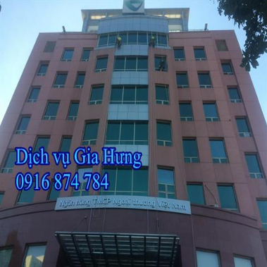 Vệ sinh công nghiệp - Công Ty TNHH Thương Mại Và Dịch Vụ Tổng Hợp Gia Hưng
