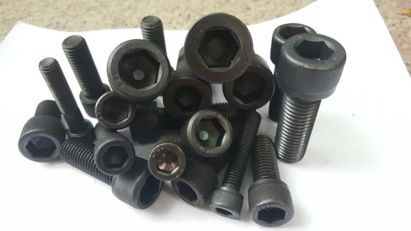 Lục giác đen 12.9