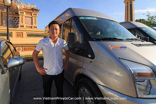 Vietnam Private Car driver team - Công Ty TNHH MTV Du Lịch Việt Nam Locals