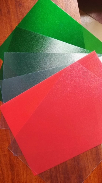 PET. PVC dạng hoa văn in