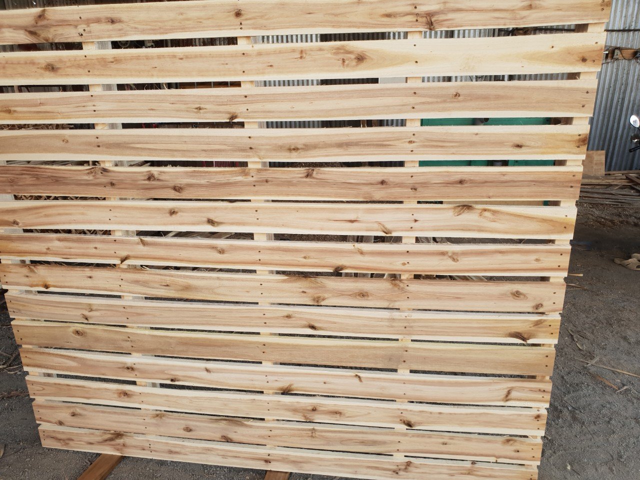 Pallet 1600x1900x130mm - Pallet 24H - Công Ty TNHH Sản Xuất Thương Mại Dịch Vụ Pallet 24H