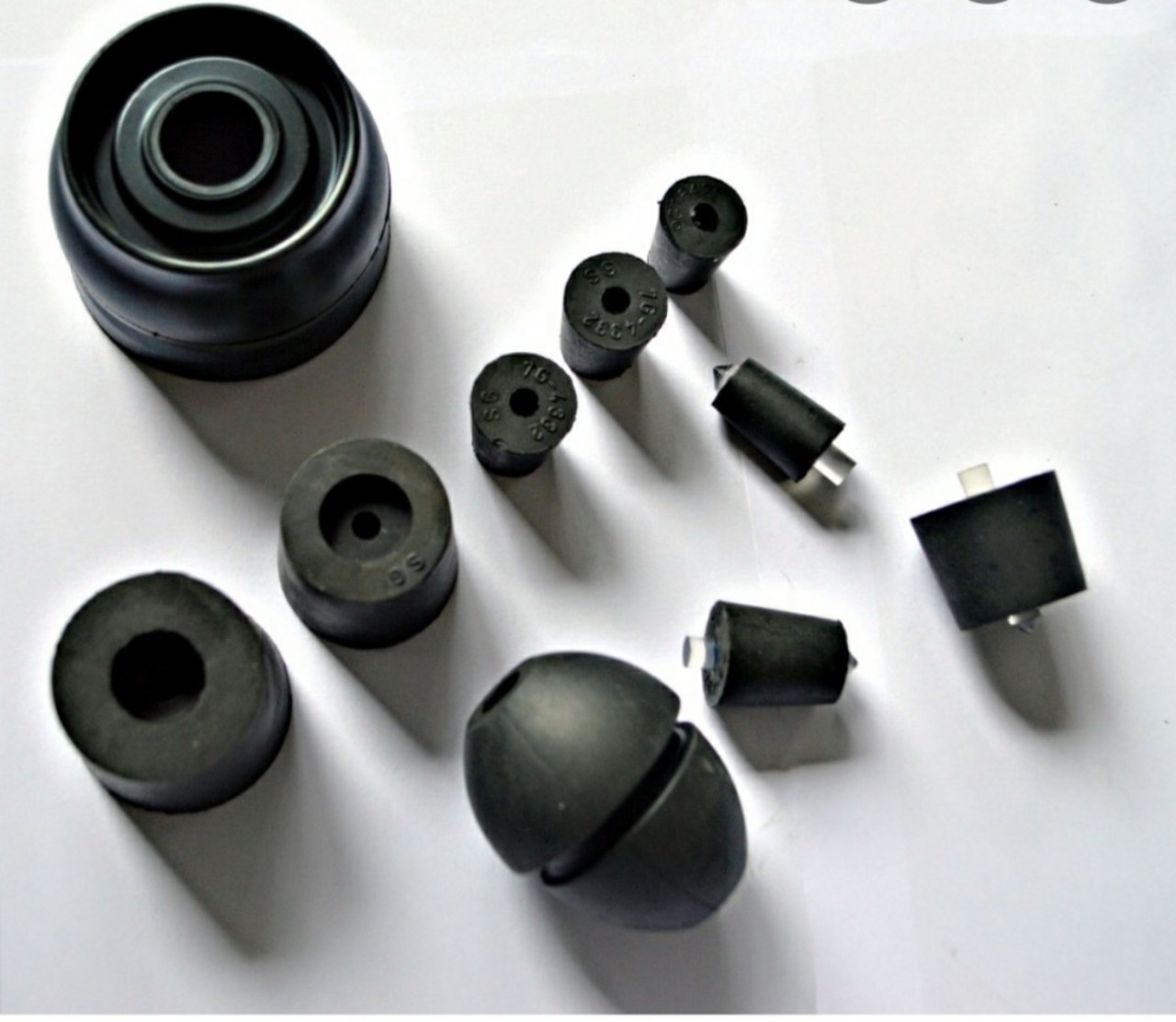 Gia công đế nhựa - Gia Công Nhựa Vượng Phát - Công Ty TNHH Sản Xuất & Dịch Vụ Vượng Phát