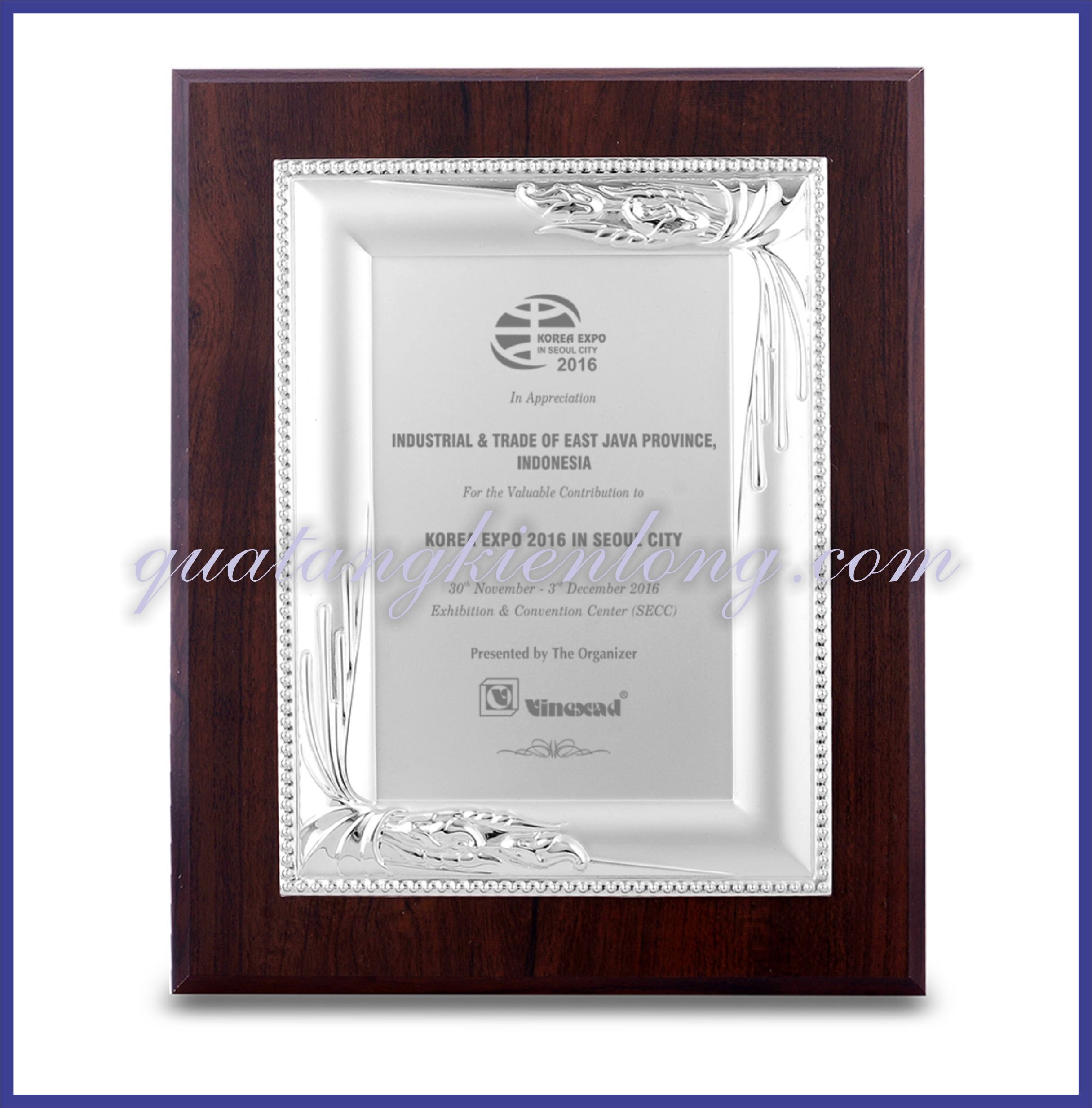 Quà tặng biểu trưng - Quà Tặng Kiến Long - Công Ty TNHH Sản Xuất Thương Mại Kiến Long Gifts