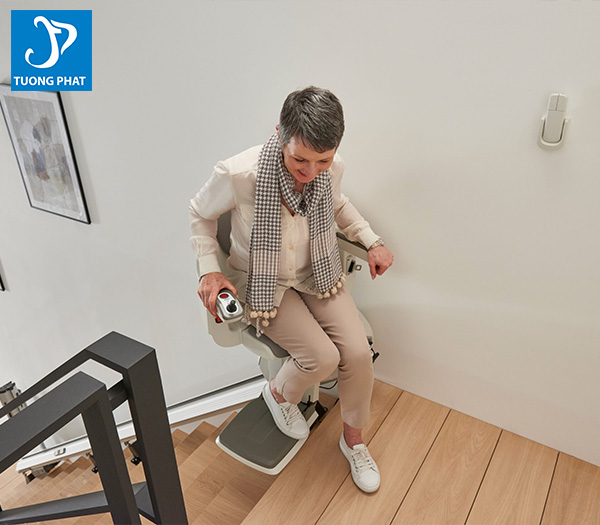 Ghế thang máy HomeGlide - Ghế Thang Máy STAIR LIFT - Công Ty TNHH Công Nghệ Và Môi Trường Tường Phát