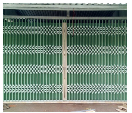 Cửa kéo u xanh - nhíp trắng - lá xanh