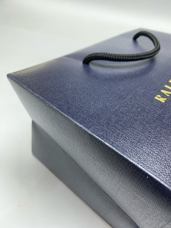 In túi giấy - In ấn DiepLam - Công Ty TNHH Sản Xuất Thương Mại In ấn DiepLam