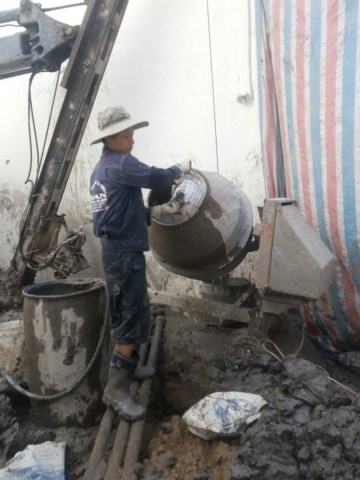 Thi công đóng cọc