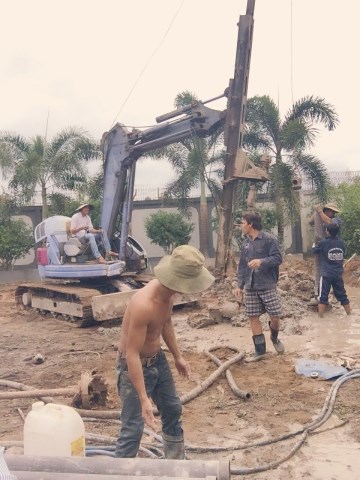 Thi công đóng cọc