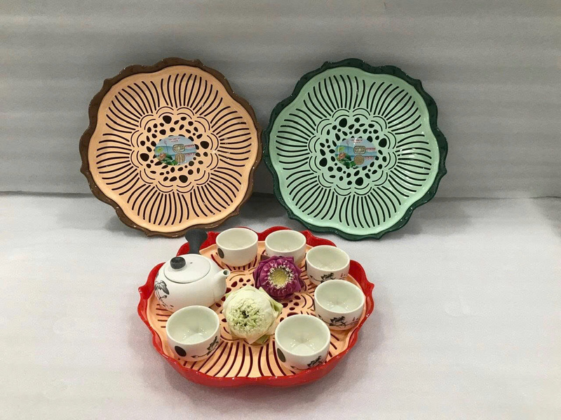 Khay nhựa