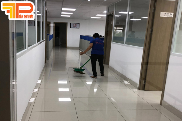 Dịch vụ vệ sinh công nghiệp
