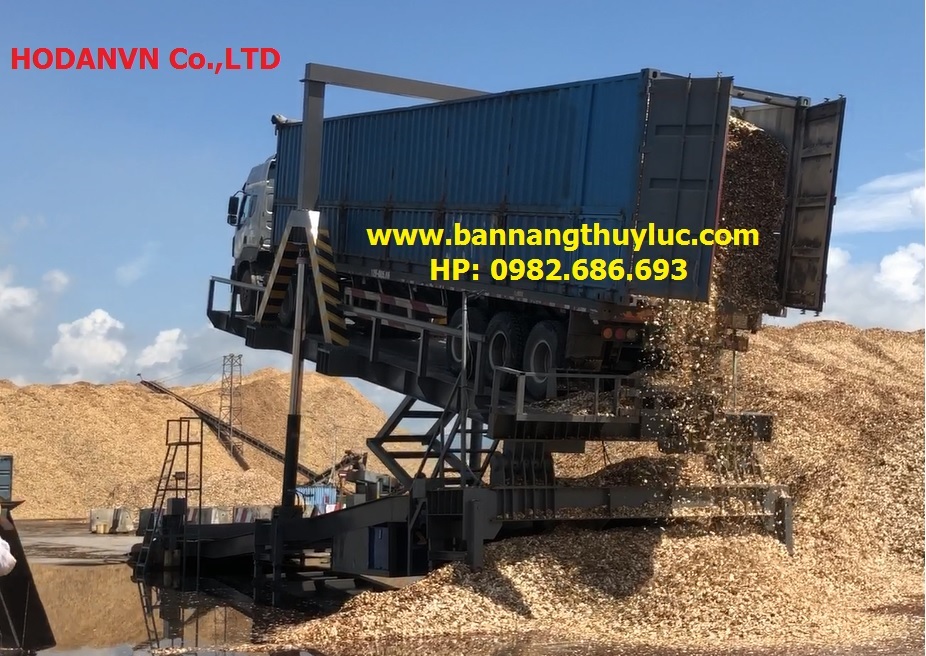 Bàn nâng xe đổ dăm gỗ di động - Công Ty TNHH Hodan Việt Nam