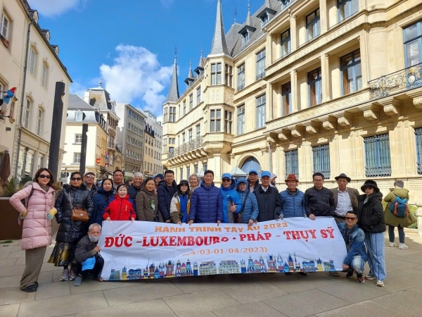 Tour du lịch quốc tế