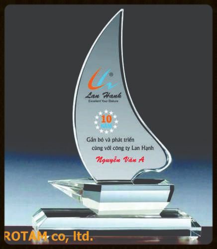 Kỷ niệm chương pha lê