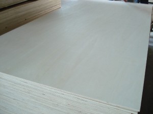 Plywood 3mm Bạch Dương carb P2