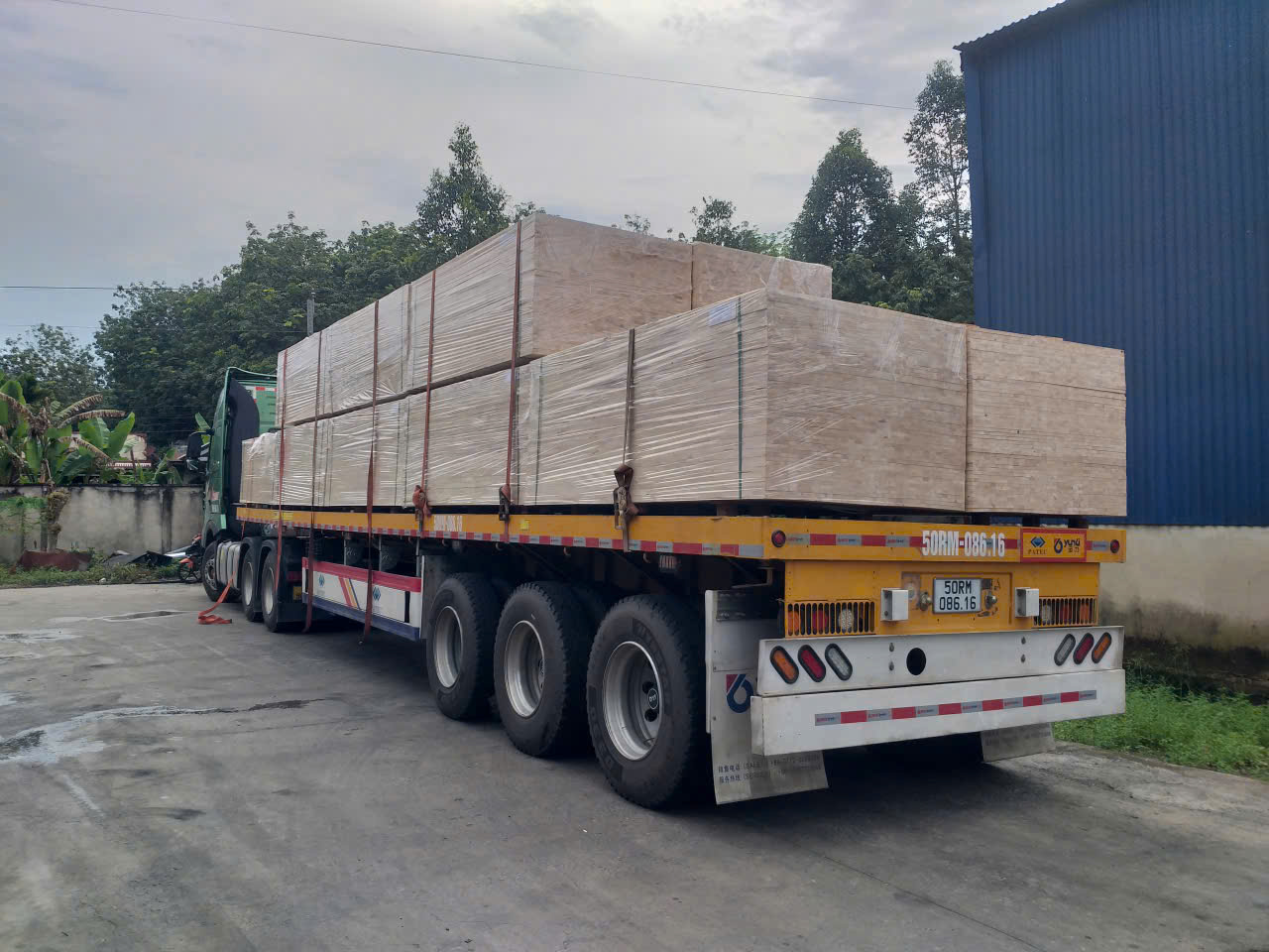 Ván ghép cao su - Gỗ Nam Bắc - Công Ty TNHH Thương Mại Xuất Nhập Khẩu Gỗ Nam Bắc