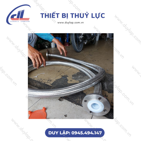 Ống teflon dẫn hóa chất