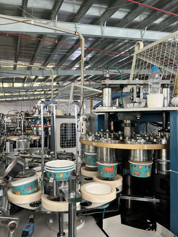 Hình ảnh sản xuất Hưng Mỹ Phú - Ly Cốc Giấy Hưng Mỹ Phú - Công Ty TNHH Hưng Mỹ Phú