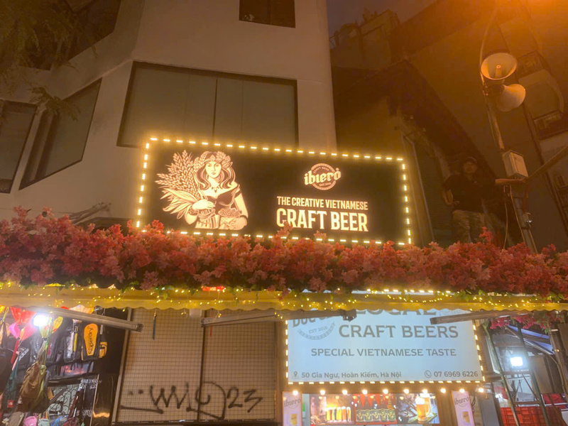 Thiết kế, thi công bảng hiệu cửa hàng - Thiết Kế Thi Công Quảng Cáo Mai Hương - Công Ty TNHH Thương Mại Và Dịch Vụ Mai Hương