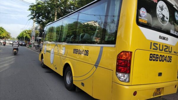 Cho thuê xe 29 chỗ - Xe Du Lịch Thảo Trang - Công Ty TNHH Thương Mại Dịch Vụ Du Lịch Thảo Trang