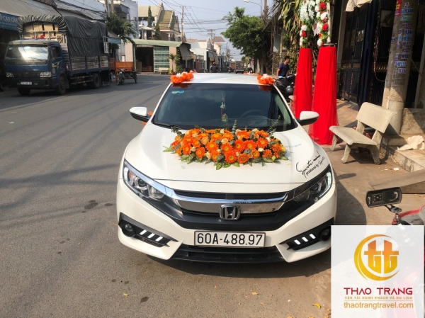 Cho thuê xe hoa, xe cưới - Xe Du Lịch Thảo Trang - Công Ty TNHH Thương Mại Dịch Vụ Du Lịch Thảo Trang