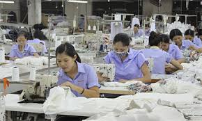 Xưởng sản xuất quần áo BHLĐ