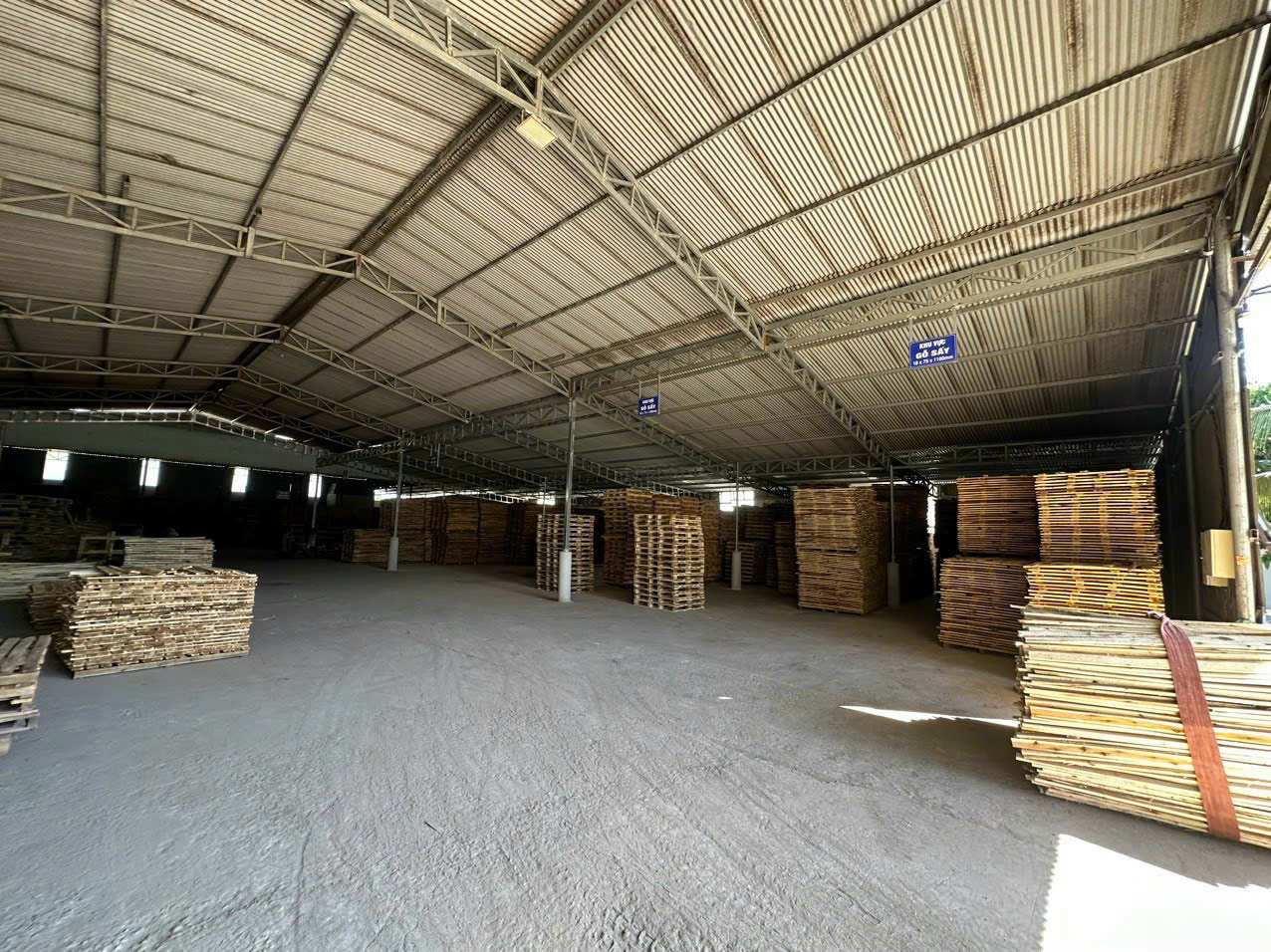 Hình ảnh công ty TNHH sản xuất thương mại Minh An Khang - Pallet Gỗ Minh An Khang - Công Ty TNHH Sản Xuất Thương Mại Minh An Khang