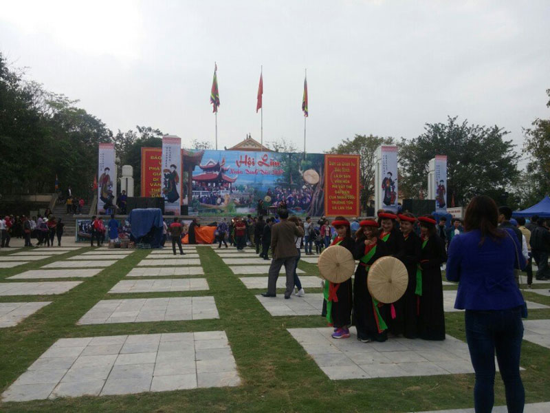 Tour du lịch lễ hội Bắc Ninh - Công ty TNHH Thương Mại Du Lịch Tuyền Thiên