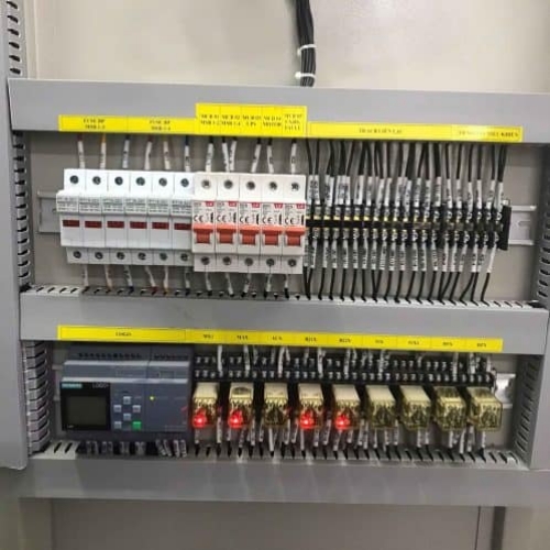 Tủ điều khiển PLC