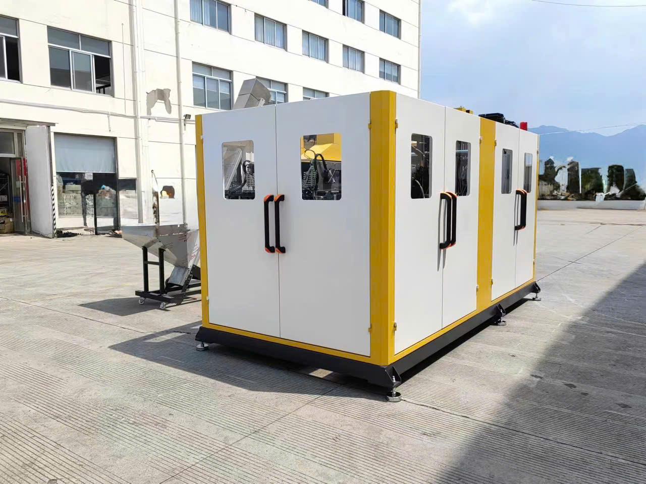 Máy móc ngành nhựa - Máy Móc Nhựa Han Yu Triết Giang - Công Ty TNHH Thiết Bị Máy Móc Và Khuôn Mẫu Han Yu Triết Giang