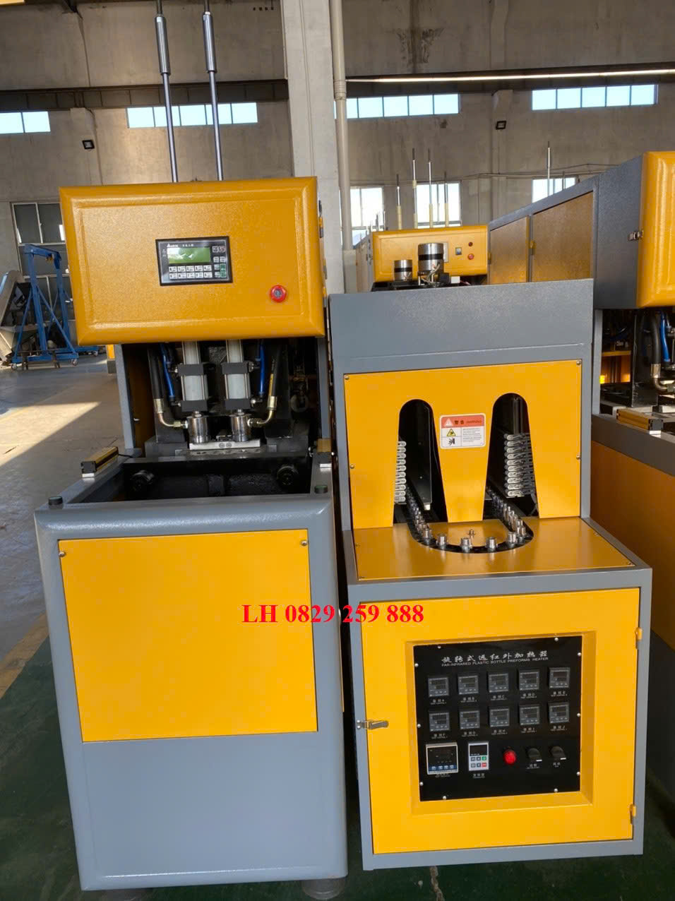 Máy thổi chai bán tự động - Máy Móc Nhựa Han Yu Triết Giang - Công Ty TNHH Thiết Bị Máy Móc Và Khuôn Mẫu Han Yu Triết Giang
