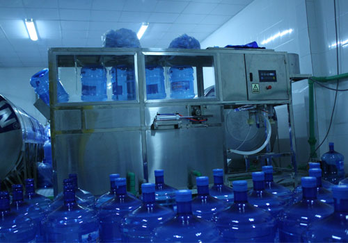 Nước uống tinh khiết - Công Ty CP TM Vận Tải Và Chế Biến Hải Sản Long Hải