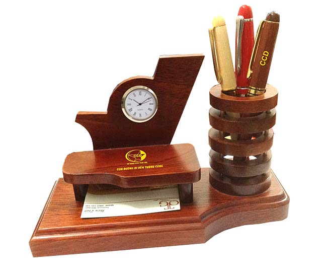 Đồng hồ để bàn bằng gỗ